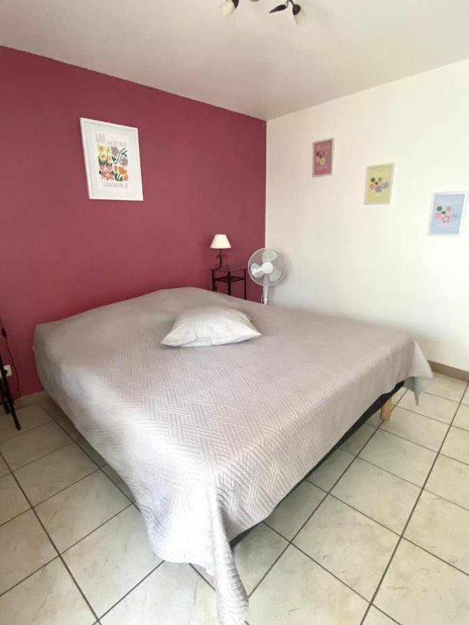 Hotel Les Voyageurs Charols Esterno foto