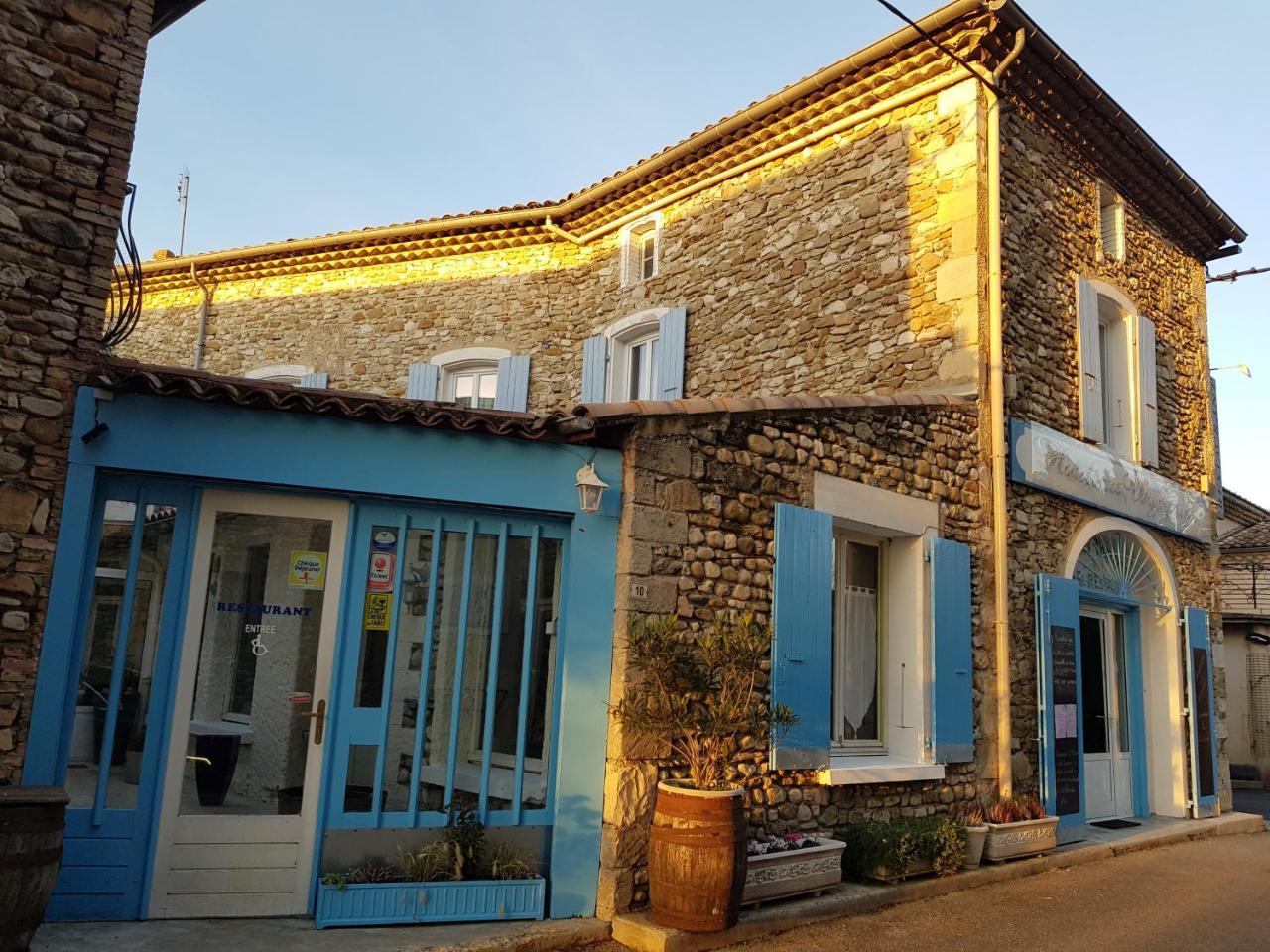 Hotel Les Voyageurs Charols Esterno foto